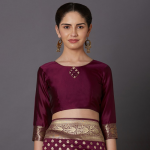 Magenta & Gold-Toned Silk Blend Woven Design Kanjeevaram Saree